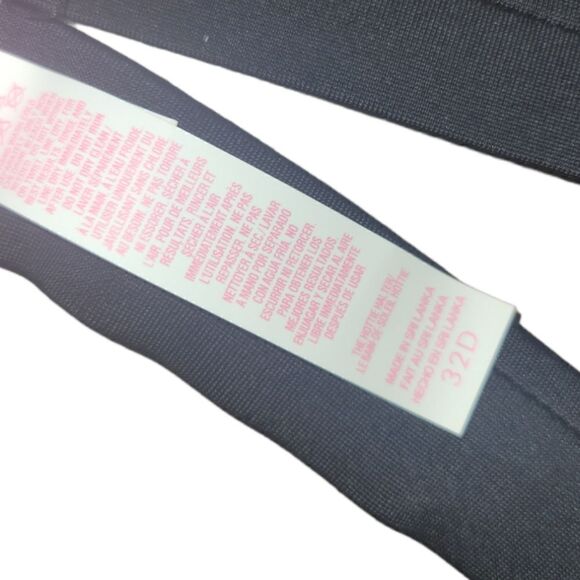 Victoria's Secret The Banded Hottie Halter Bikini Top Swimsuit Top 32D Black - Picture 10 of 10